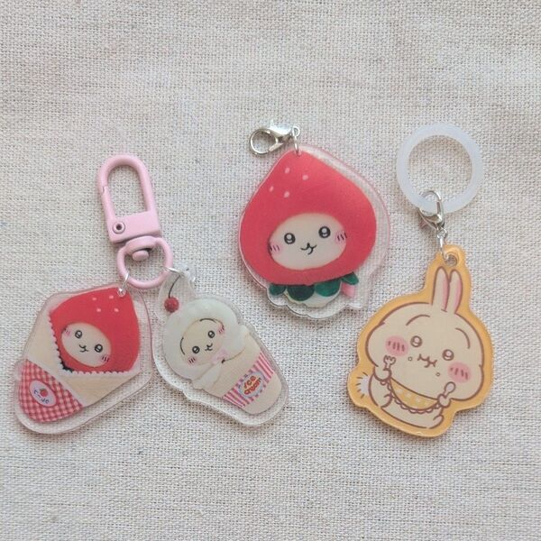 ちいかわ うさぎ アクリルキーホルダー、チャーム+アンブレラマーカー