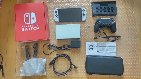 ニンテンドースイッチ 有機ELモデル 美品中古 オマケ付き
