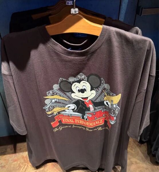 【本日発売☆】Tシャツ ビッグバンドビート ミッキー ミニー 新品タグ付き