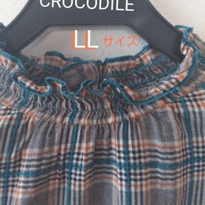 クロコダイル. フリル襟七分袖チュニック【LL】