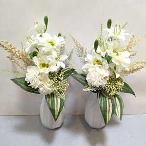 Q-11 仏花*お供え花(一対二束) まっしろ純白花束