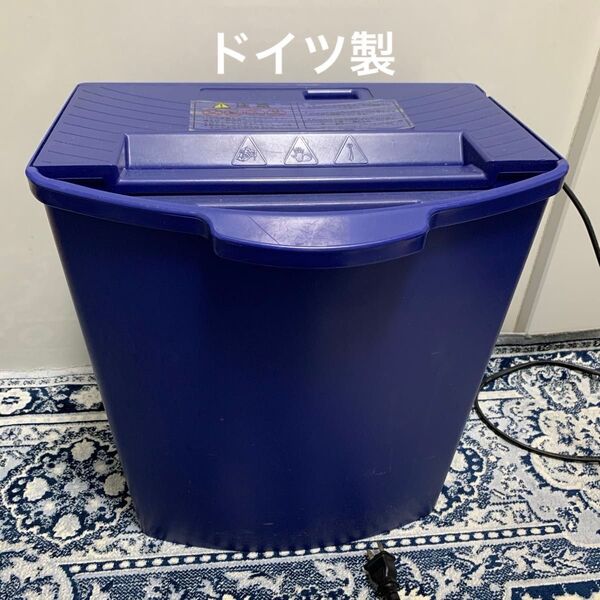 ドイツ ダーレ製 コンパクトシュレッダー 紺色 ダストボックス