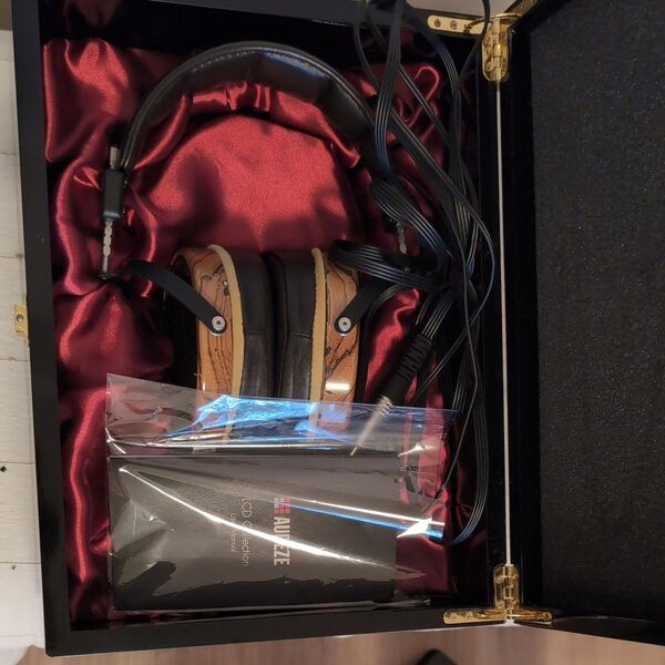 AUDEZE LCD-3