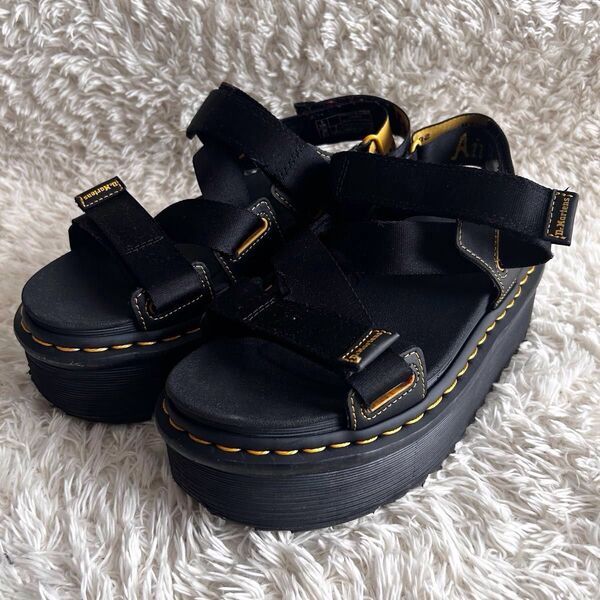 Dr.Martens KIMBER キンバー 厚底サンダル ブラック 黒 ドクターマーチン サンダル 厚底