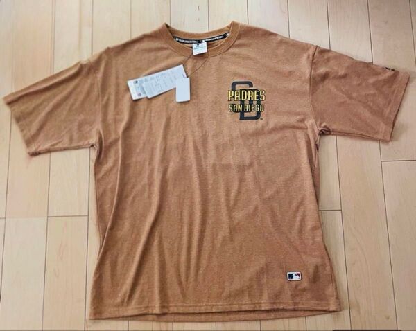 MLB サンディエゴ・パドレス バックプリントTシャツ M新品、タグ付き