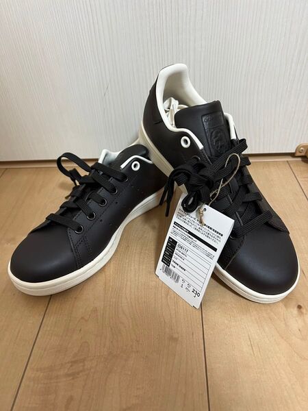 新品 未使用 adidas スタンスミス stansmith ID6117 23cm スニーカー ブラウン アディダスオリジナルス