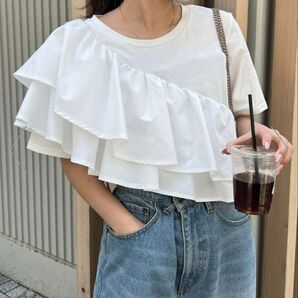 美品 CIAOPANIC TYPY アシメフリルデザインカットソー オフホワイト 二の腕カバー フリル トップス