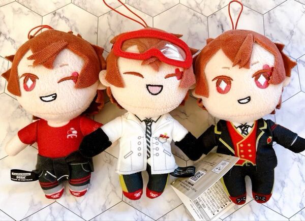 ツイステッドワンダーランド ツイステ エース・トラッポラ ぬいぐるみ アクスタ 缶バッジ ラバスト 19個セット まとめ売り