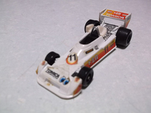 ]　tomica トミカ 【　NO.F69 S=1/51　CHEVRON　B42 BMW　ミニカー　】 シェブロン_画像1