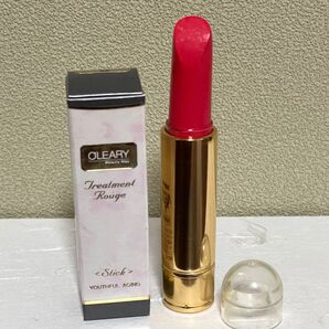 未使用 オリリートリートメントルージュ 8 口紅 スティックタイプ 明るいレッド系