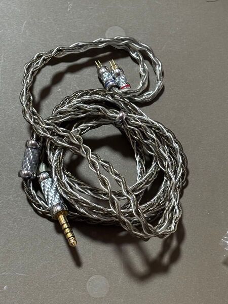 NiceHCK SilverCat 2pin 4.4mmプラグケーブル