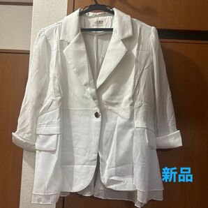 7分丈の白 ジャケットの様なブラウス
