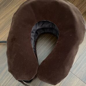ネックピロー 首用枕 リラックス 空気枕 エアー ピロー エアピロー