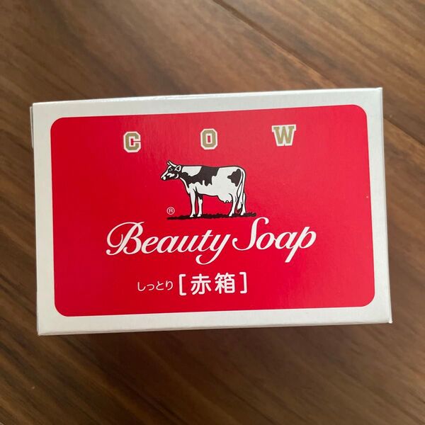 固形石鹸 しっとり カウブランド COW 牛乳石鹸 赤箱 せっけん 1個