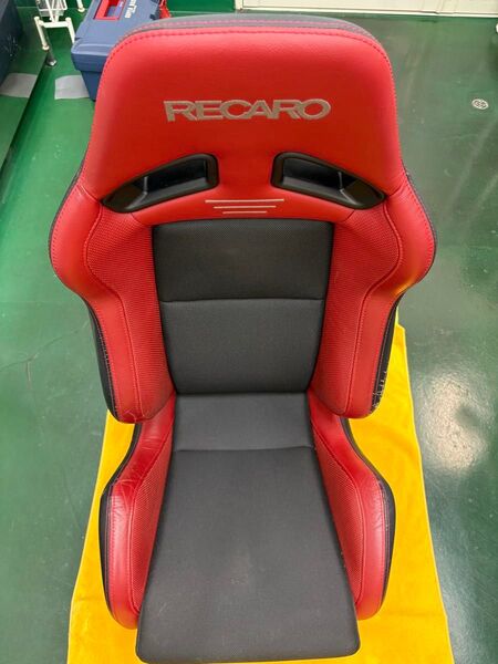 RECARO SR-7セミバケットシート レッド