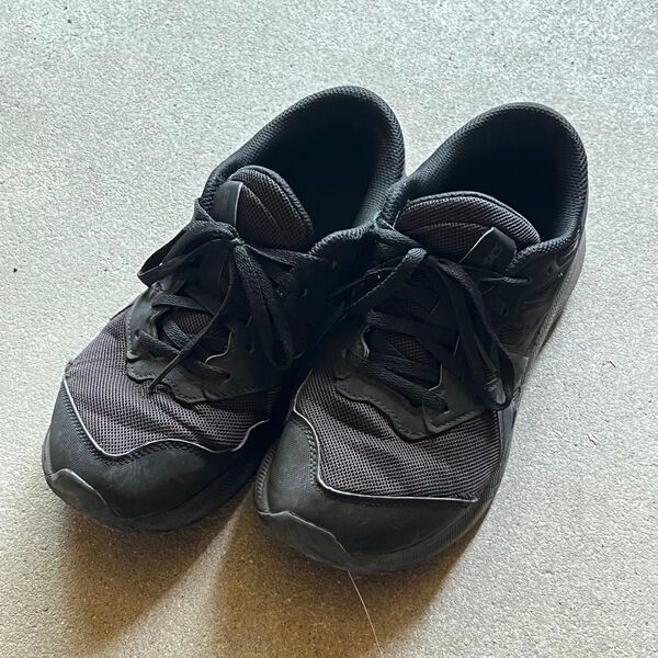asics アシックス スニーカー ランニングシューズ 黒 ブラック 靴 シューズ 24cm 38サイズ