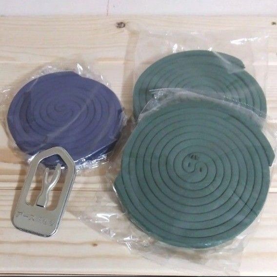 30巻 フマキラー本練りジャンボ アース 渦巻香プロプレミアム10巻+線香立て 蚊取線香 蚊取り線香 キャンプやアウトドアに