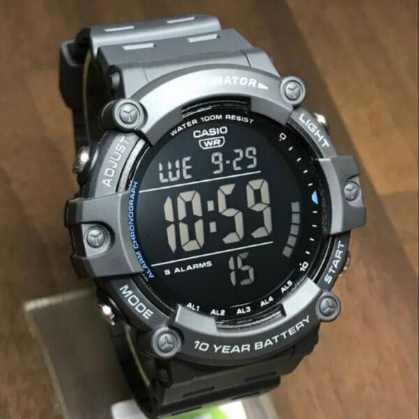カシオ デジタル腕時計 未使用新品 海外モデル ビッグフェイス プレゼント CASIO