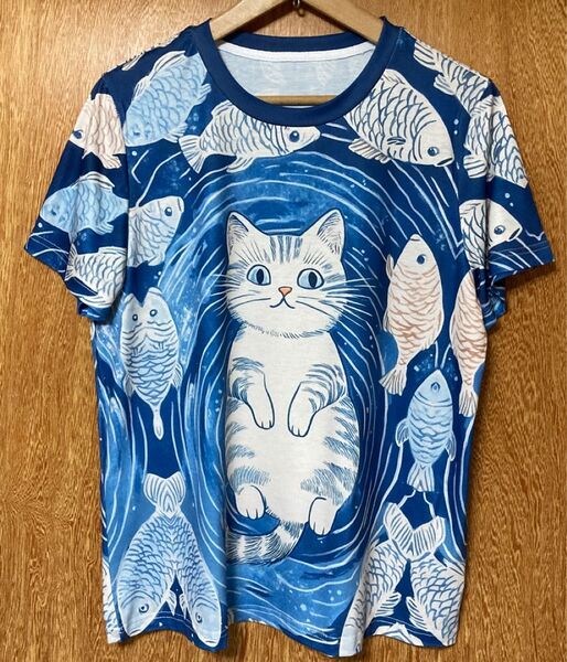 猫とお魚さん♪ 猫柄 半袖Tシャツ Lサイズ