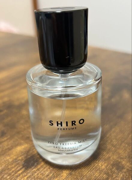 SHIRO ゼロフリージア オードパルファン 香水