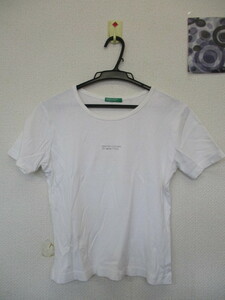 ★ Benetton с коротким рукавом T -Fish Round Seck Logo Simple White (M)