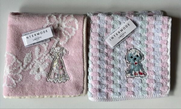 リバティ タオルハンカチ 2枚セット ハンドタオル Liberty インターモード ピンク ドレス 犬 ドッグ 2点おまとめ