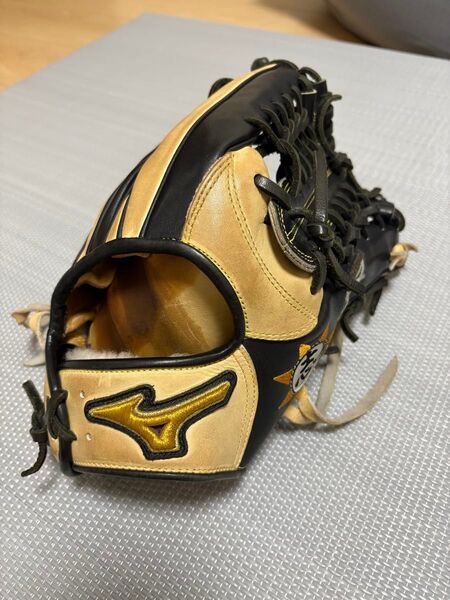 ミズノプロ プロ支給品グローブ 元中日ドラゴンズ背番号4