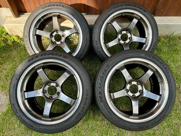 ADVAN Racing GT 18x9.5J+45 114.3/5H + シバタイヤ R23 TW280 255/40R18