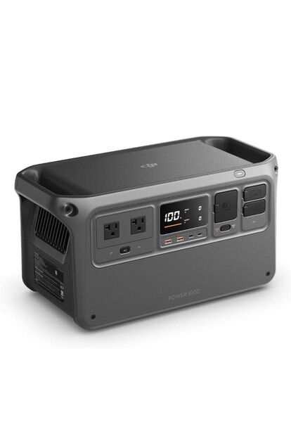 DJI Power 1000 ポータブル電源X1 、 120W ソーラーパネル × 1、モジュール × 1, 車内× 1