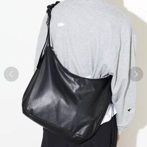 Lui's ルイス Neucon ニューコン シンセティックレザーシャーリングショルダーバッグ ブラック 黒 メンズ レディース