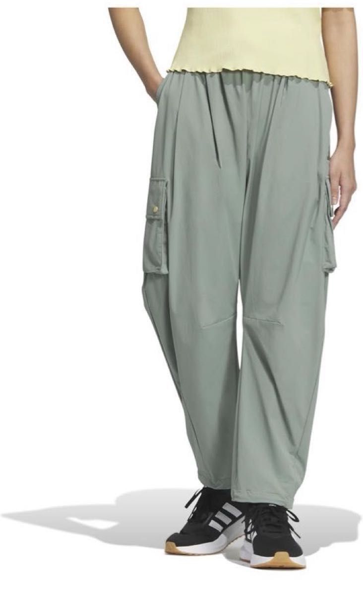 [アディダス] ロングパンツ ストレッチウーブン カーゴパンツ KQD96 レディース　未使用タグ付き8,800円