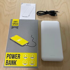 【未使用品】B1107 モバイルバッテリー 12000mah 急速充電 軽量 コンパクト