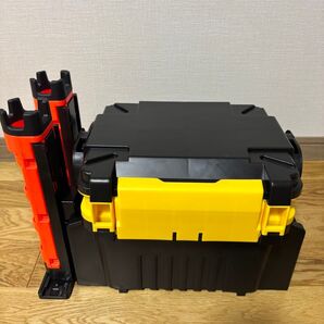 タックルボックス ロッドスタンド付き