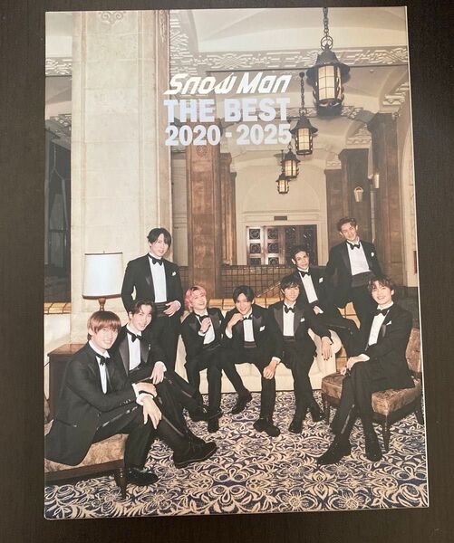 中古美品 SnowMan THE BEST CD2枚+Blu-ray