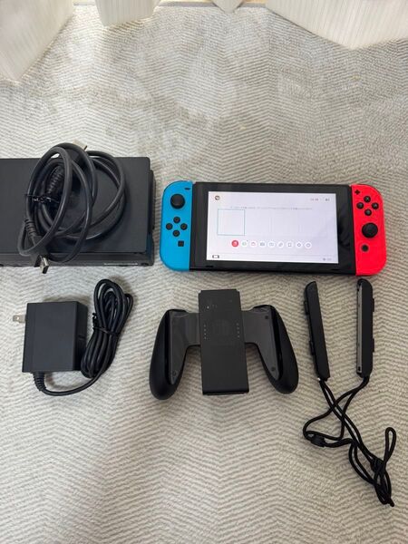 Nintendo 任天堂 switch ネオン 本体と付属品 セット バッテリー長持ち後期