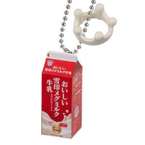 食品ガチャ 雪印メグミルク牛乳パック 乳飲料ミニチュアフィギュアフードドリンクキーホルダーマスコットチャーム 食品サンプル