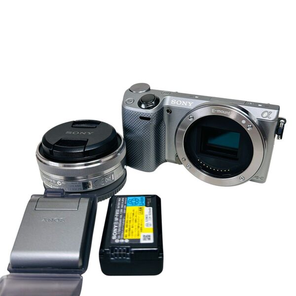 【名機】SONY ミラーレス一眼カメラ α NEX-5R ボディ 単焦点レンズ フラッシュ付き ソニー