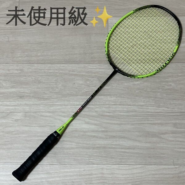 【未使用級】YONEX VOLTRIC30 バドミントンラケット ヨネックス ボルトリック30