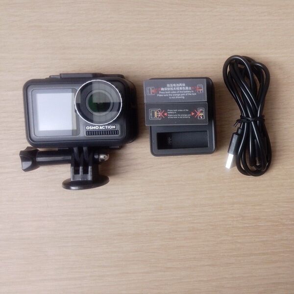 DJI Osmo Action アクションカメラ