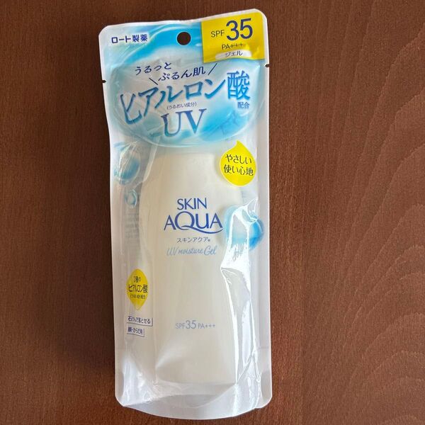 スキンアクア モイスチャーUVジェル 日焼け止めジェル 顔からだ用 110g ロート製薬 UV SPF35 PA+++