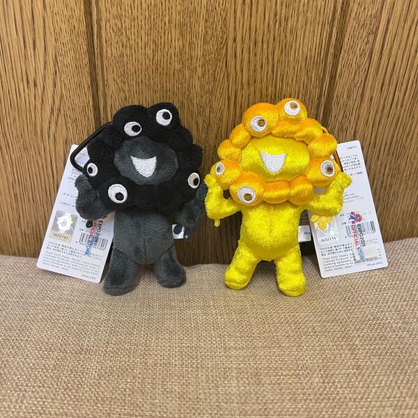 黒ミャクミャク ゴールドミャクミャク カラビナ付マスコット ブラック 立ち 黒ミャク 関西万博 大阪万博