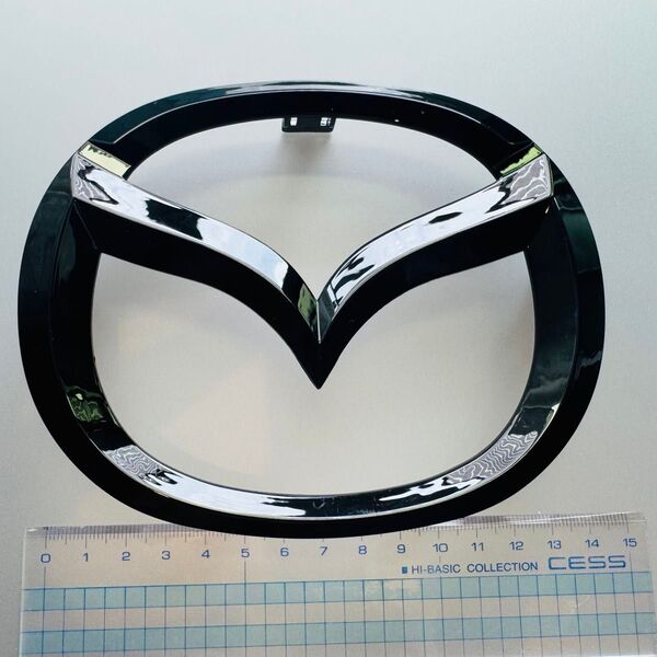 Mazdaフロントエンブレム新品未使用 ブラック マツダ