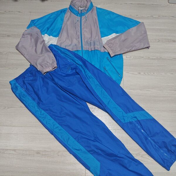 銀タグ80's ナイキNike 上下セット 青/グレー ナイロン Y2K セットアップ ウインドブレーカー ジャージ ダンス女子
