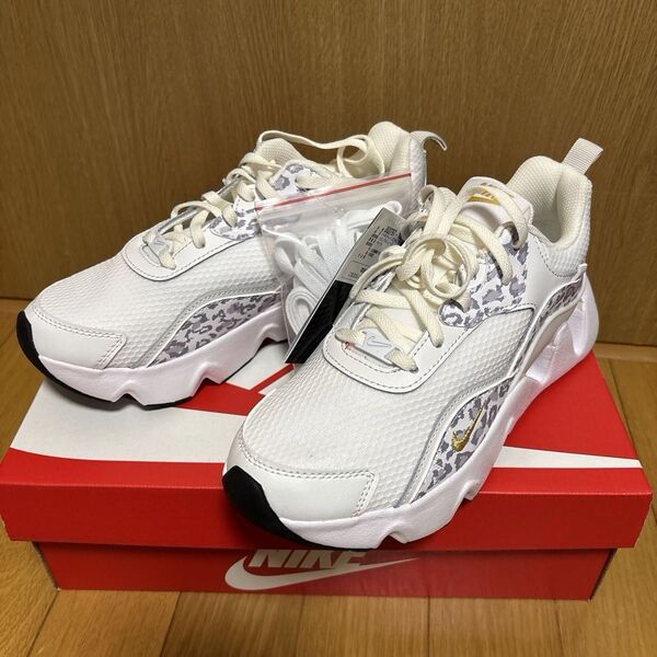 新品24cmナイキNIKEレディーススニーカーウィメンズ RYZ 365 II ホワイトヒョウ柄 レオパード アニマル柄 厚底