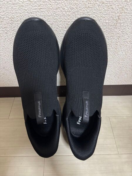 超美品 スニーカー 立ったままスッと履けるメンズ 軽量27.5cm