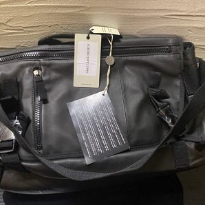 レザーショルダーバッグ ブラック 未使用