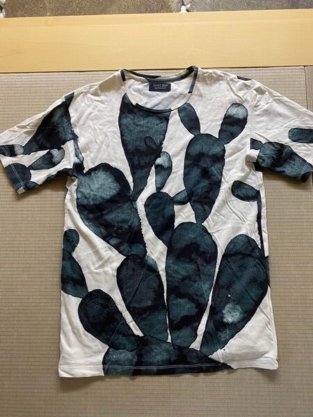 ZARA MAN サボテン柄Tシャツ Sサイズ 綿50%