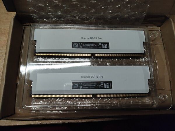 Crucial DDR5 Pro 32GB Kit (2X16GB) DDR5-6400 UDIMM CL38 White未使用品