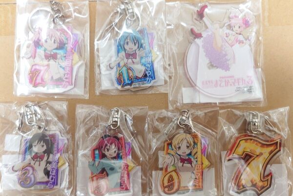 鹿目まどか 暁美ほむら 巴マミ 美樹さやか 佐倉杏子 まどマギ 魔法少女まどか☆マギカ アクリルキーホルダー アクスタ