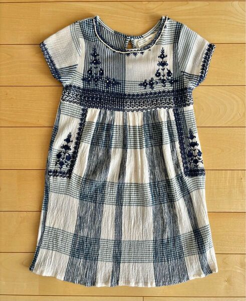 ZARA ☆ 女の子 ちりめん素材風 ビーズ飾り 半袖ワンピース 110 120 夏ワンピ リゾート 夏祭り 花火大会